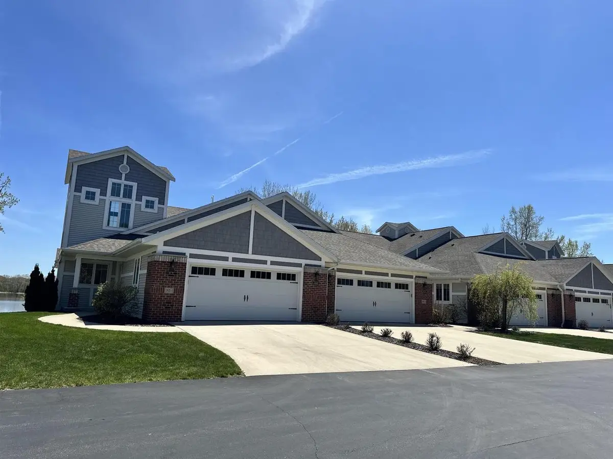 2621 BAY HARBOR CIRCLE, Green Bay, WI 54304 - #1