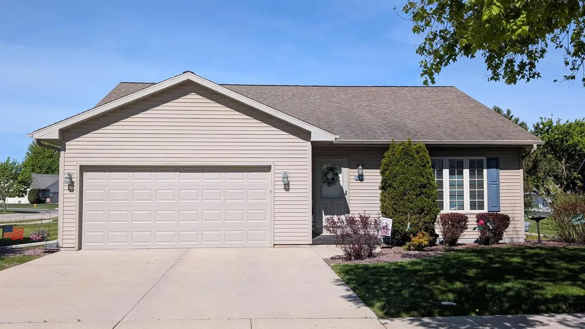 388 ROCKROSE DRIVE, Fond Du Lac, WI 54935 - #1