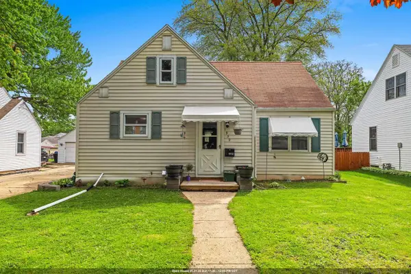 1932 N DIVISION STREET, Appleton, WI 54911