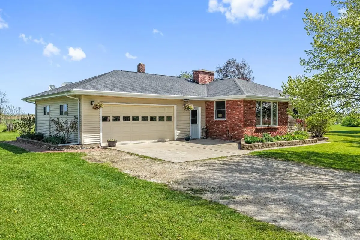 E5108 W WILSON ROAD, Algoma, WI 54201 - #1