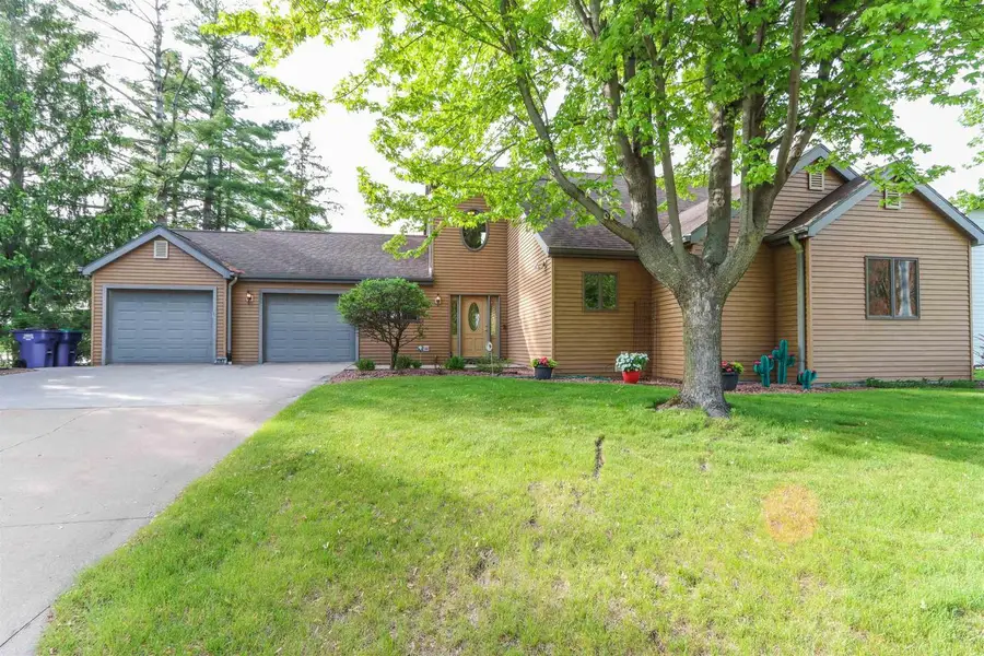 N2783 COUNTY ROAD QQ, Waupaca, WI 54981 - #3