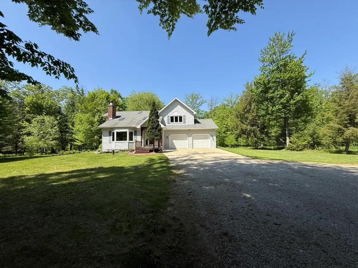 3532 WILDERNESS TRAIL, Suamico, WI 54313 - #1