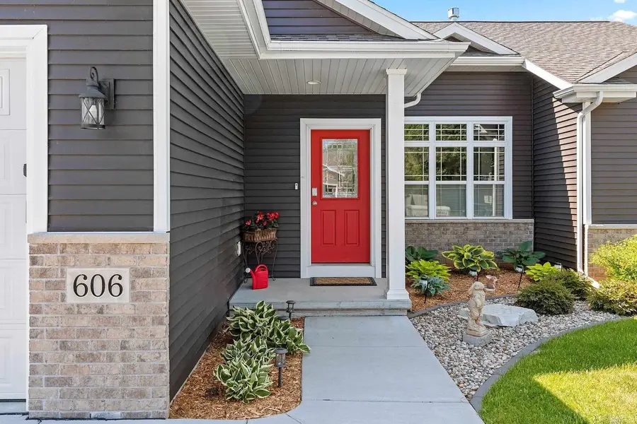 606 W 3RD STREET, Shawano, WI 54166 - #2