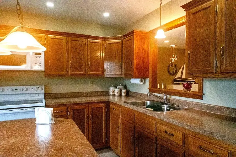 W337 COUNTY ROAD E, Neshkoro, WI 54960 - #3