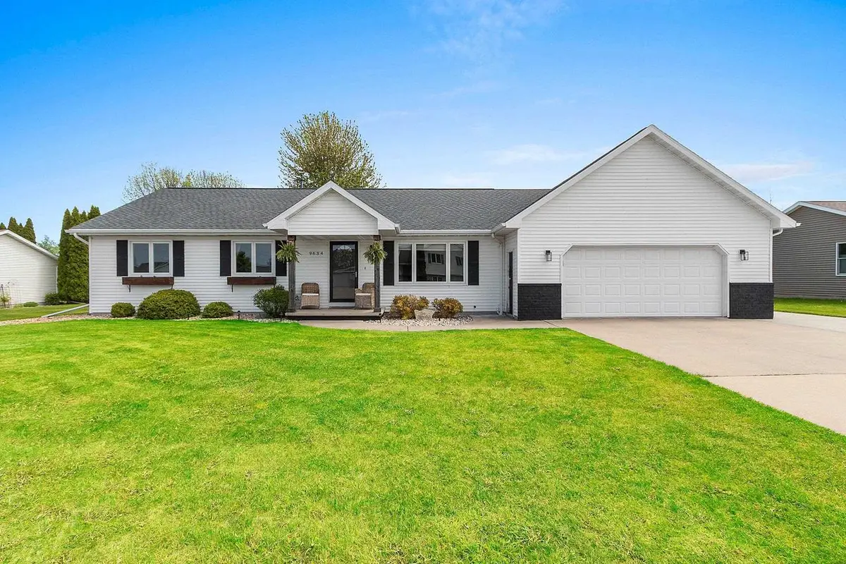 N9634 CHADBURY LANE, Appleton, WI 54915 - #1