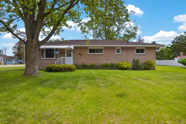 200 S WOOD AVENUE, Peshtigo, WI 54157