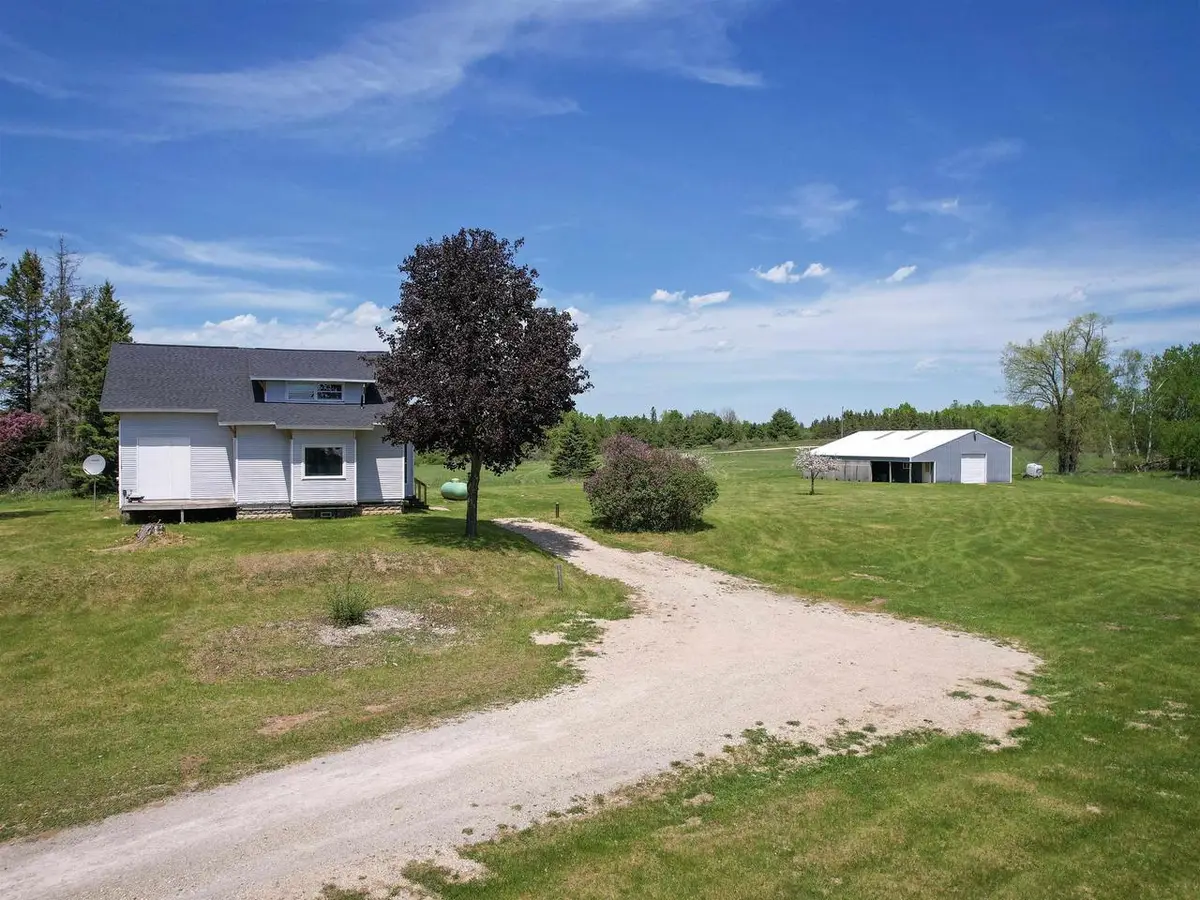 N10674 COUNTY ROAD 577, Daggett, MI 49821 - #1
