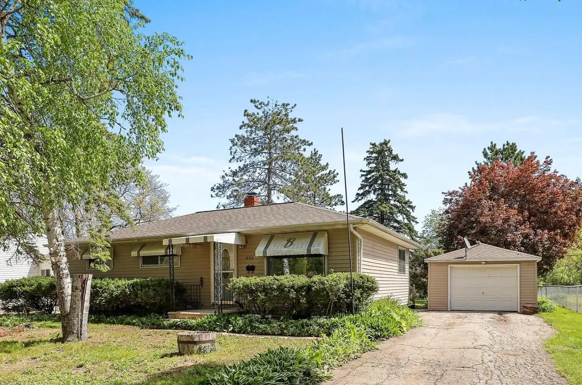 1652 BOLAND ROAD, Green Bay, WI 54303 - #1