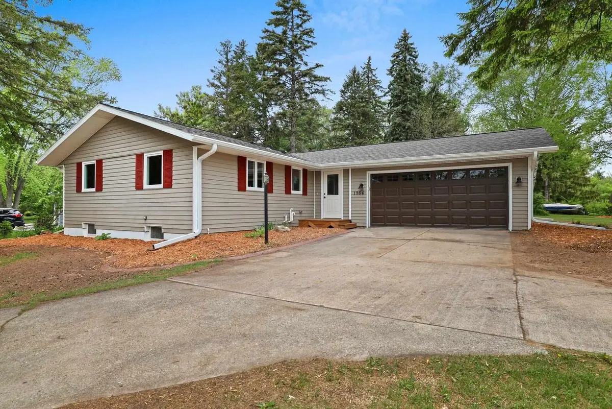 1964 BLUEBERRY LANE, Green Bay, WI 54304 - #1