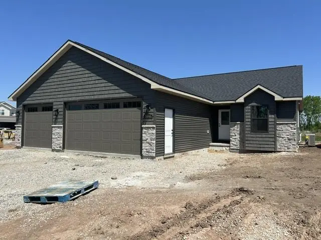3646 E GLADIOLUS PLACE, Appleton, WI 54913 - #1