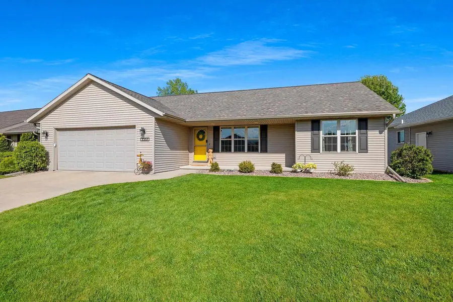 2357 DAYTONA SPEEDWAY, De Pere, WI 54115 - #2