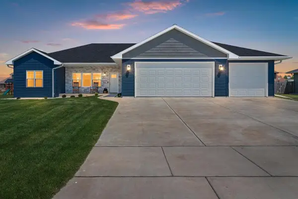 182 MEADOWLARK LANE, Luxemburg, WI 54217