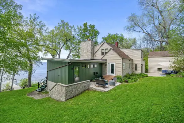 2825 NICOLET DRIVE, Green Bay, WI 54311