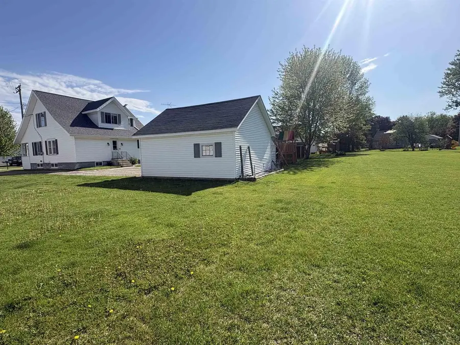106 E STATE STREET, Bonduel, WI 54107 - #2