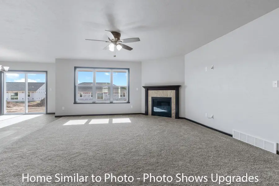 1747 BETTY JEAN LANE, Green Bay, WI 54313 - #2