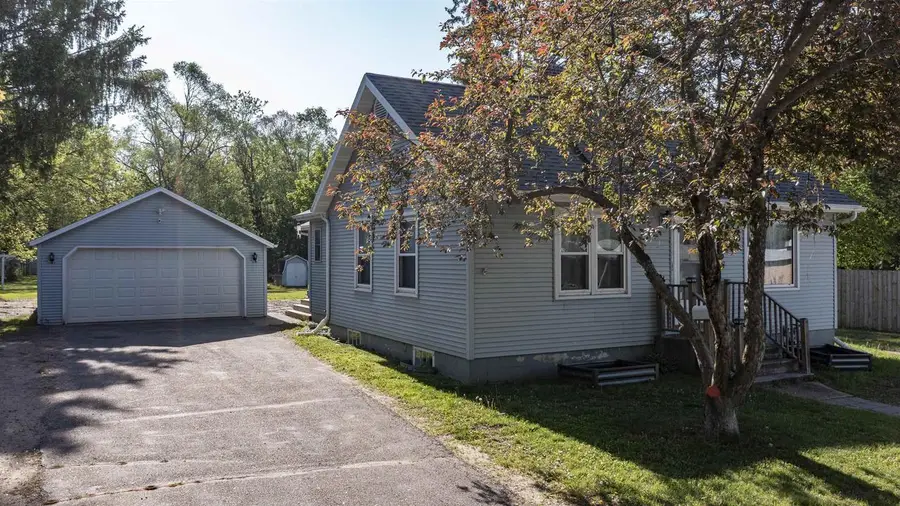 116 PINE STREET, Waupaca, WI 54981 - #3