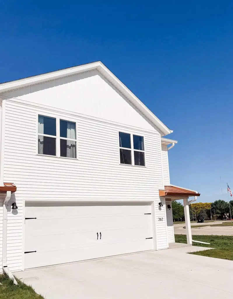 262 N BELL STREET, Fond Du Lac, WI 54935 - #1