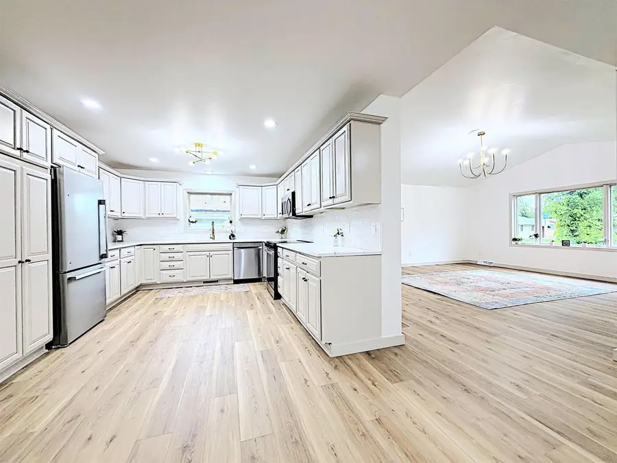 840 GROSS AVENUE, Green Bay, WI 54304 - #3