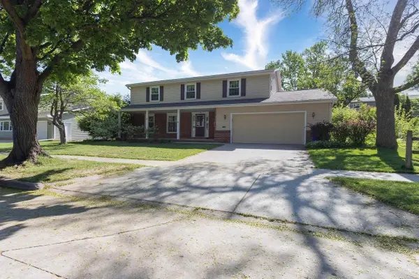 1740 N EUGENE STREET, Appleton, WI 54914