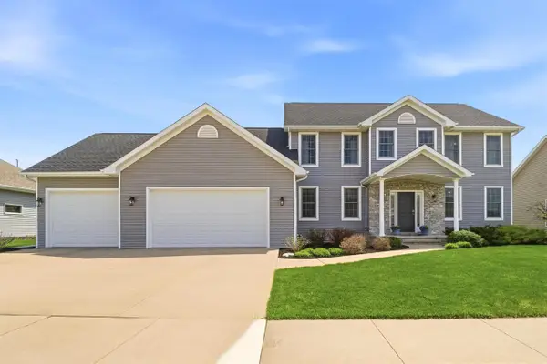 3208 S SOLITUDE LANE, Appleton, WI 54915