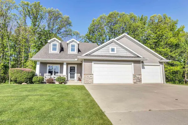817 WOODROW STREET, Denmark, WI 54208