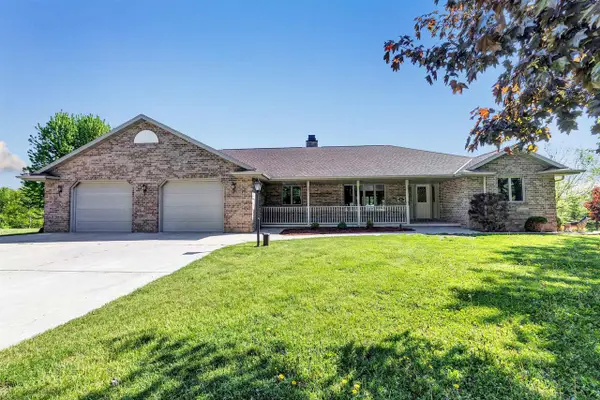 5813 NORTH AVENUE, Denmark, WI 54208