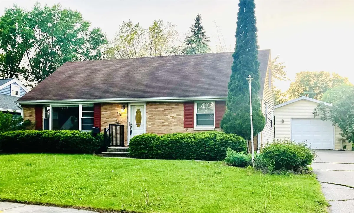 920 SPENCE STREET, Green Bay, WI 54304 - #1