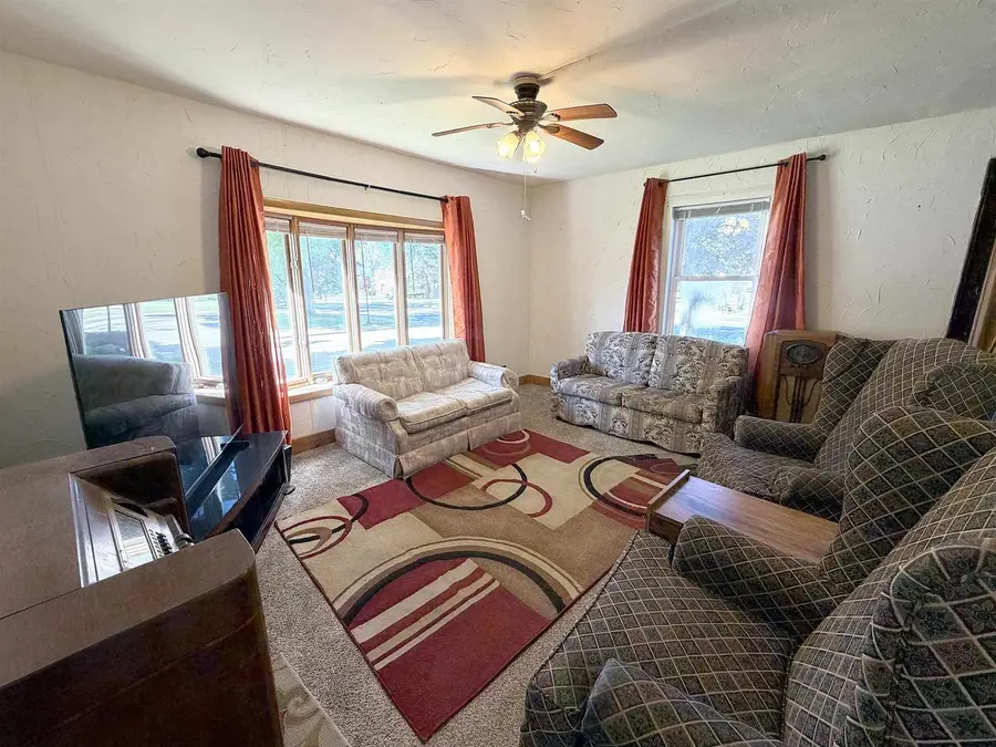 516 S FRANKLIN STREET, Shawano, WI 54166 - #3