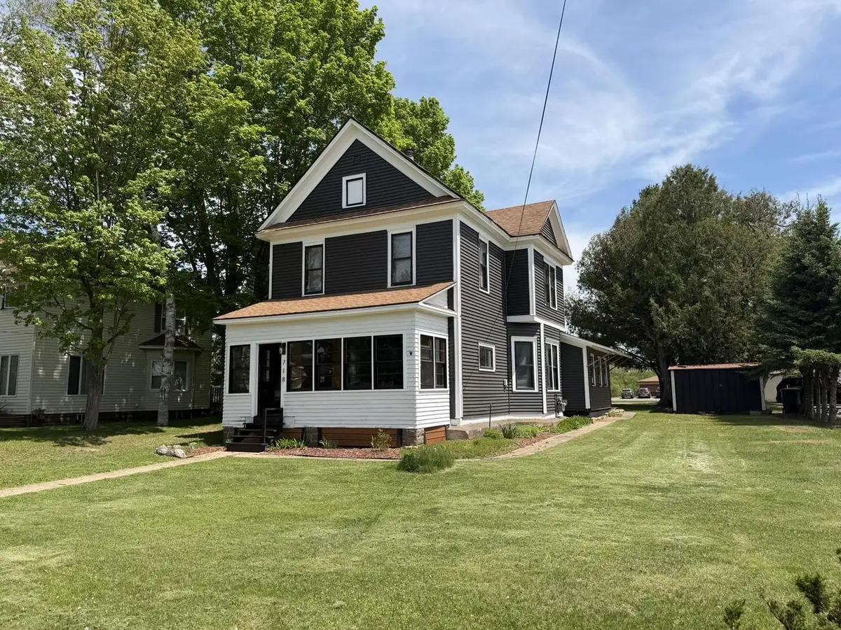 718 N 4TH AVENUE, Iron River, MI 49935 - #1