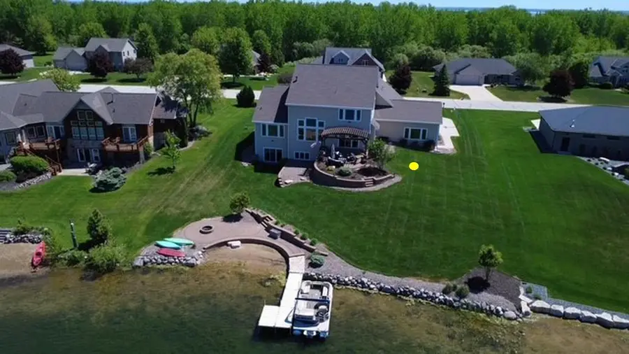 2949 SEAFARER WAY, Suamico, WI 54173 - #2