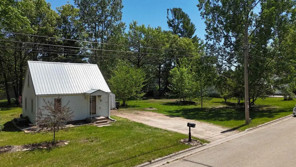1202 S ANDREWS STREET, Shawano, WI 54166 - #1