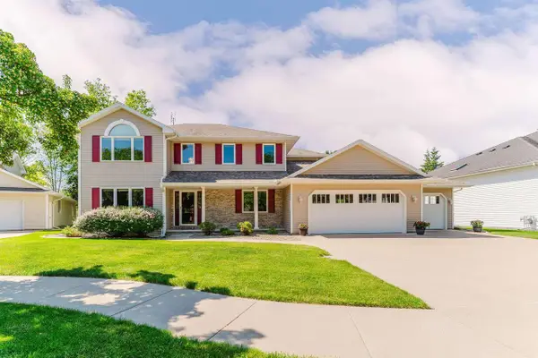 2545 GASLIGHT COURT, Oshkosh, WI 54904