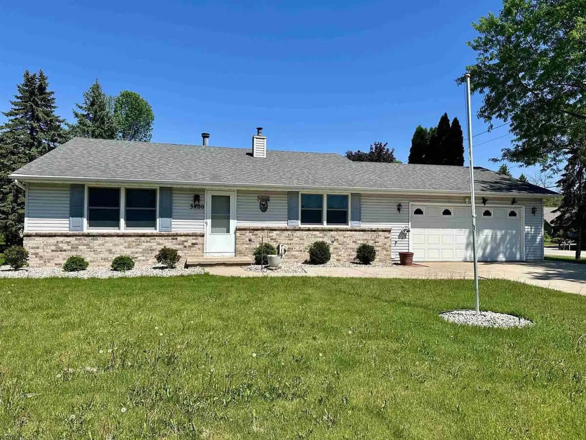 3400 N SHAWNEE LANE, Appleton, WI 54914 - #1