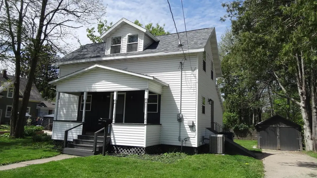 111 N 12TH STREET, Clintonville, WI 54929 - #1