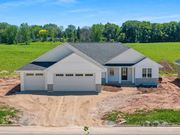 3242 WILLOW ROAD, Green Bay, WI 54311
