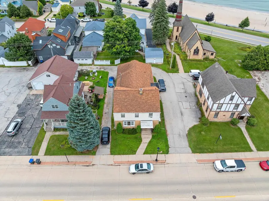 800 4TH STREET, Algoma, WI 54201 - #2