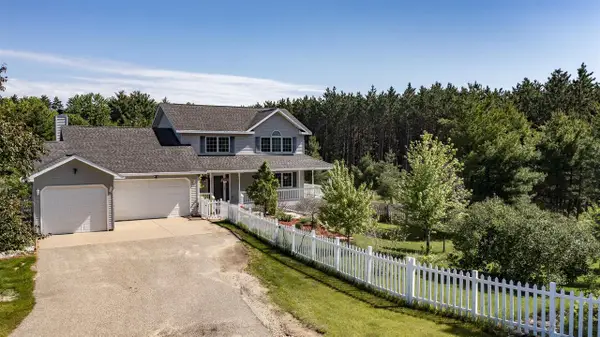 E2474 E OLD MILL, Waupaca, WI 54981