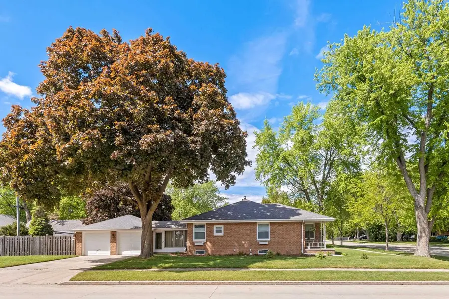 1003 EVANS STREET, Oshkosh, WI 54901 - #3