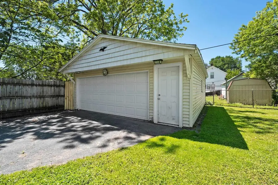 719 N FAIR STREET, Appleton, WI 54911 - #2