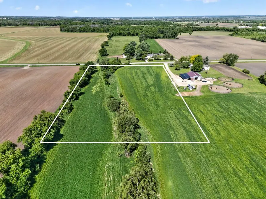 COUNTY RD F, Omro, WI 54963 - #2