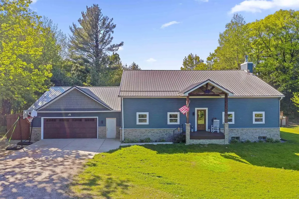 W3390 ROBERTS RIDGE ROAD, Peshtigo, WI 54157 - #1