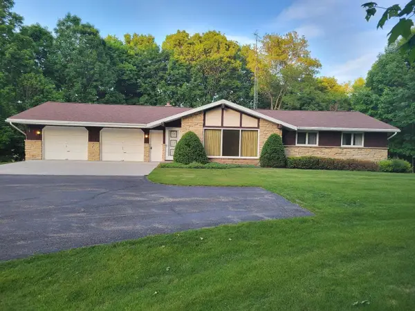 W3687 E MAPLE DRIVE, Iron Ridge, WI 53035