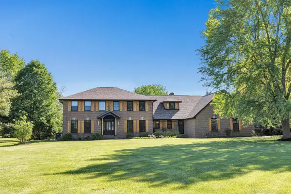 2004 LEDGEVIEW ROAD, De Pere, WI 54115