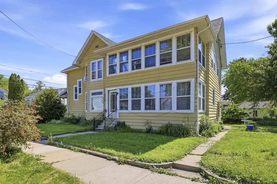 1201 CEAPE AVENUE, Oshkosh, WI 54901 - #2