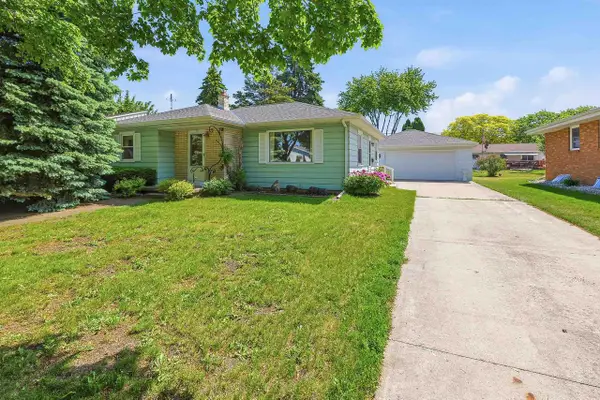 75 S RESERVE AVENUE, Fond Du Lac, WI 54935