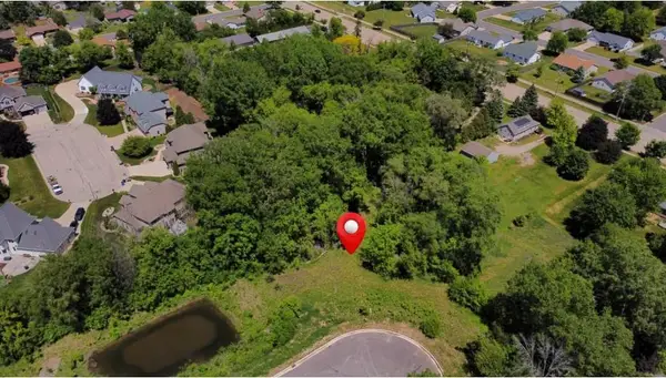 131 SOUTHFIELD COURT, Neenah, WI 54956