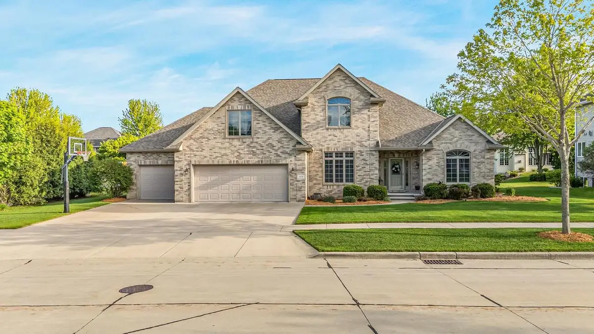 309 E STRATFORD LANE, Appleton, WI 54913 - #1