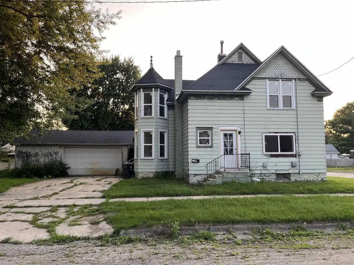 241 FRONTIER STREET, Berlin, WI 54923 - #1