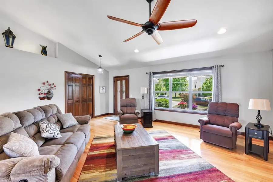 4233 GAIBRIELLES GATE DRIVE, Green Bay, WI 54313 - #3