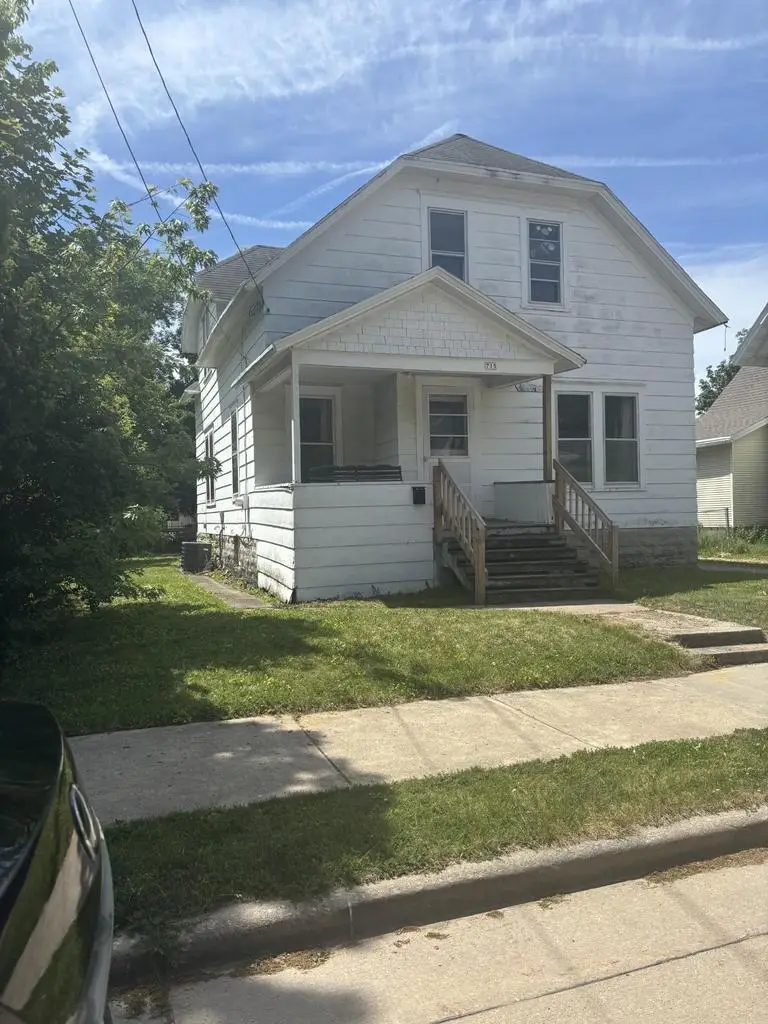 715 PROSPECT AVENUE, Oshkosh, WI 54901 - #1